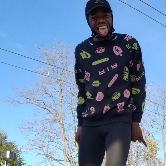 Meet your Posher, Nicholas - Picture 4 of 14